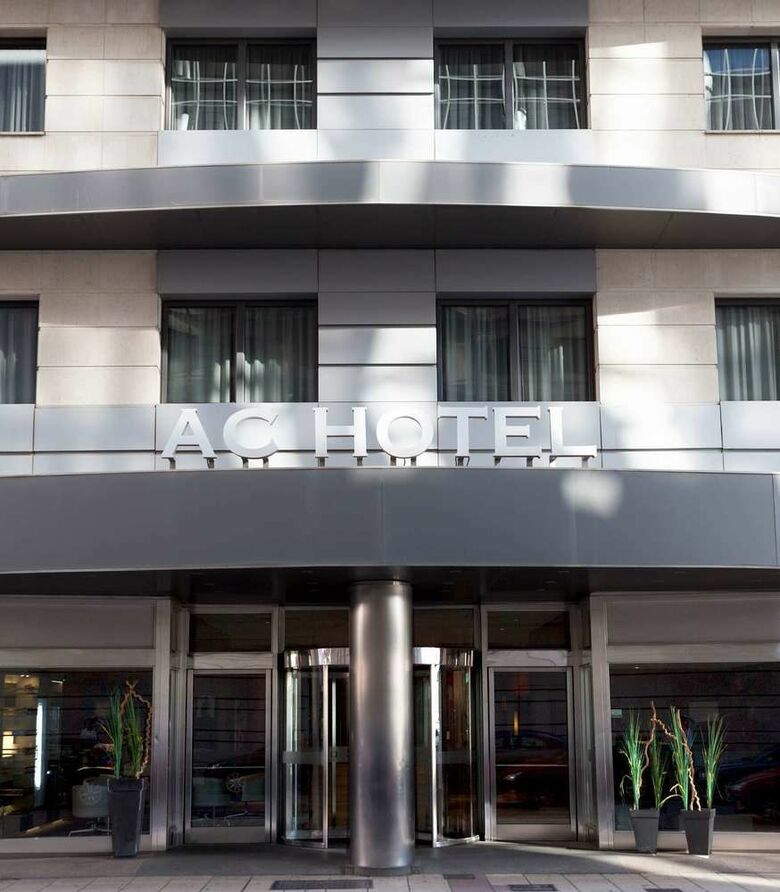 AC Hotel Le�n San Antonio By Marriott