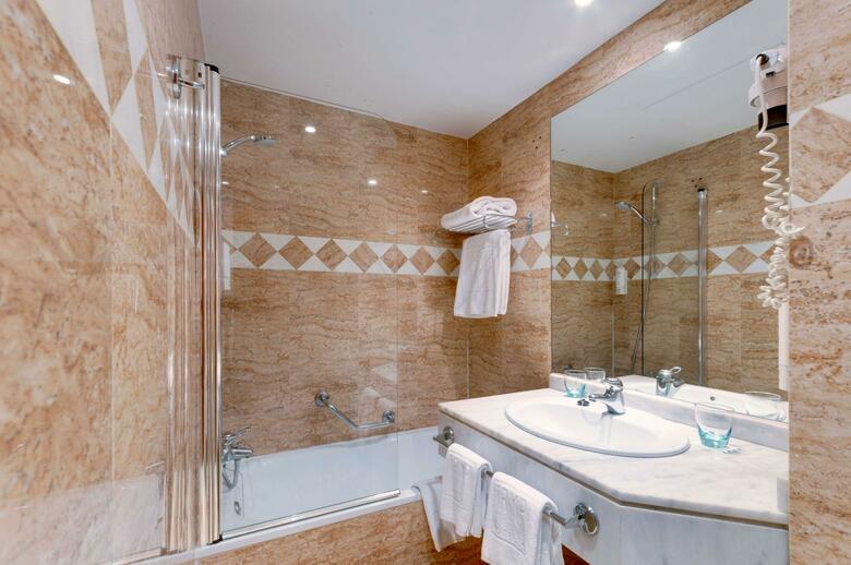 Hotel Madrid Centro Affiliated By Meli