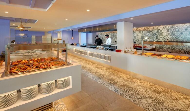 Aparthotel Protur Floriana Resort