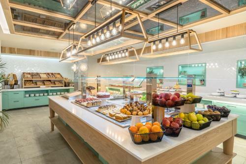 Hotel Barcel� Ponent Beach