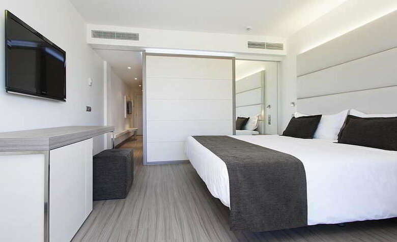 Hotel Insotel Club Cala Mandia