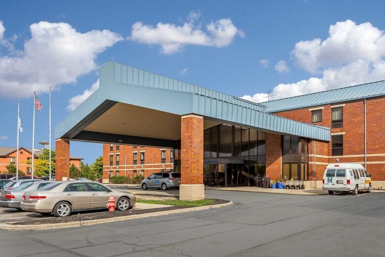 Hotel Comfort Inn Cleveland Airport