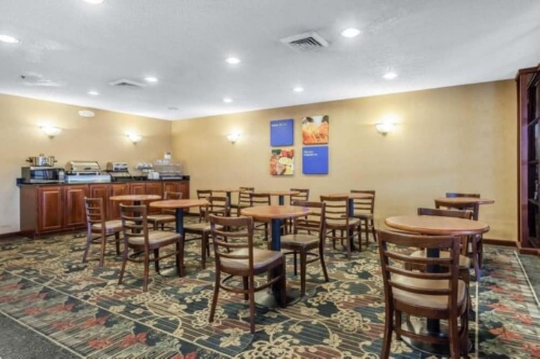 Hotel Comfort Inn Cleveland Airport