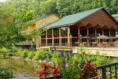 Hotel River Terrace Resort & Convention Center