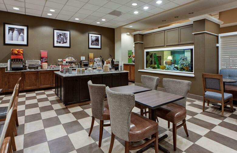 Hotel Hampton Inn Myrtle Beach Broadway At The Beach