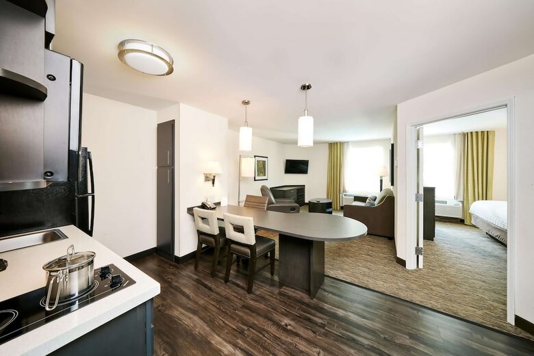 Hotel Candlewood Suites Arlington