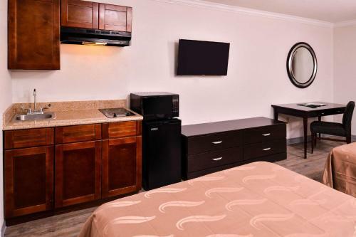 Hotel Quality Inn And Suites Beaumont