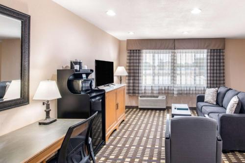Hotel Quality Inn & Suites Plano