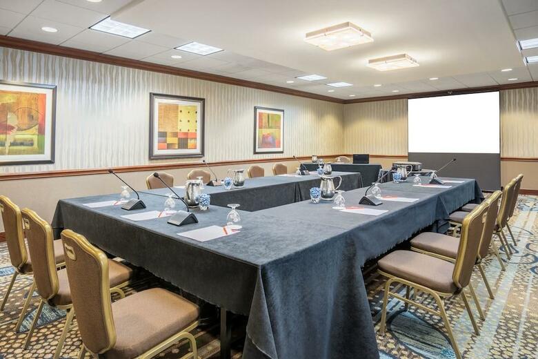 Hotel Crowne Plaza Washington National Airport