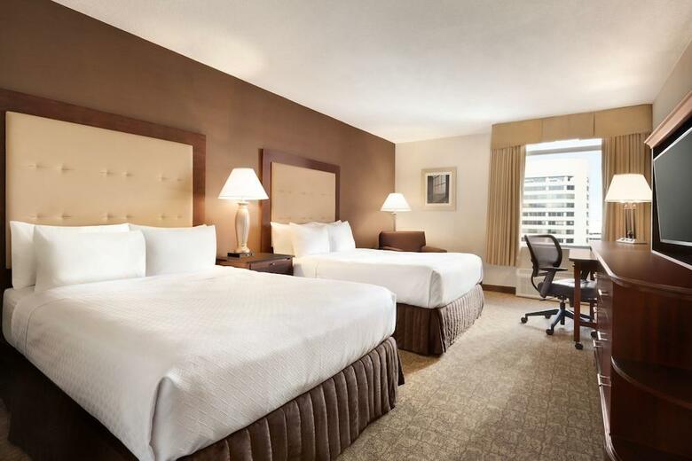 Hotel Crowne Plaza Washington National Airport