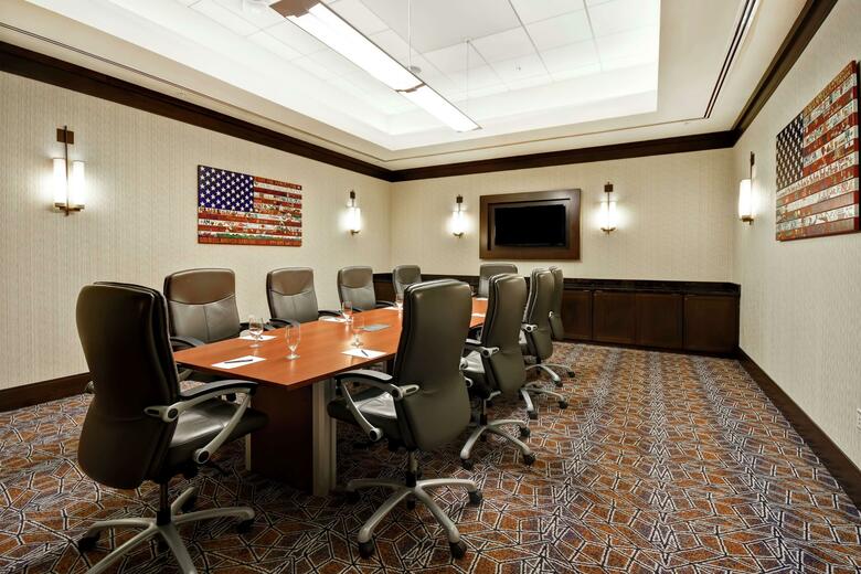 Hotel Embassy Suites Springfield