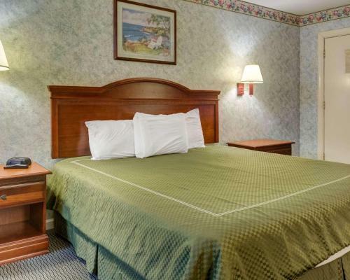 Hotel Rodeway Inn & Suites Williamsburg