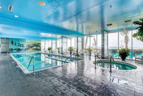 Boardwalk Resort Hotel And Villas