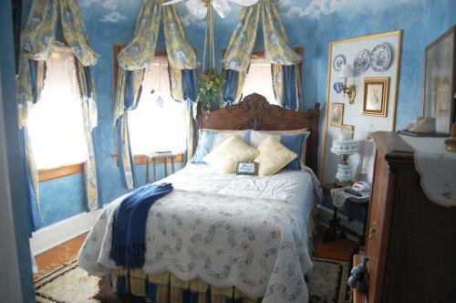 Schuster Mansion Bed & Breakfast
