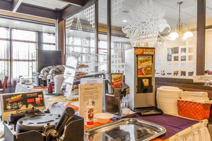 Hotel Rodeway Inn & Suites