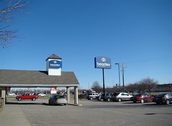 Hotel Boarders Inn & Suites - Faribault, Mn