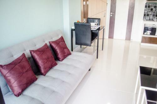 Luxury Apartment With Massage Chair