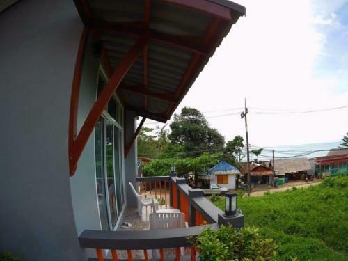 The Sea @ Lanta Hotel
