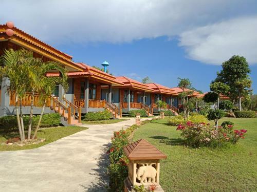 Hotel Lanta Lapaya Resort