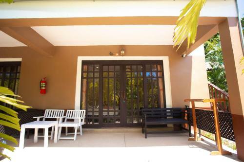 Hotel Banana Beach Resort