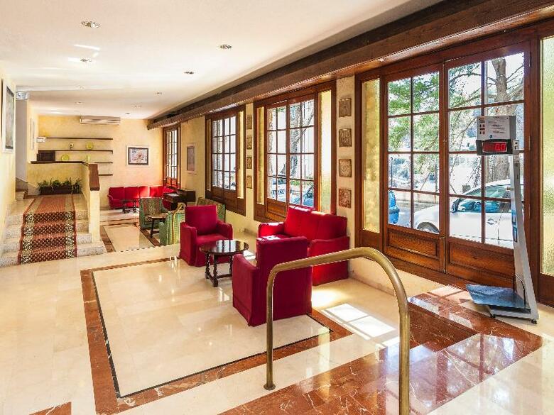 Hotel Globales Simar