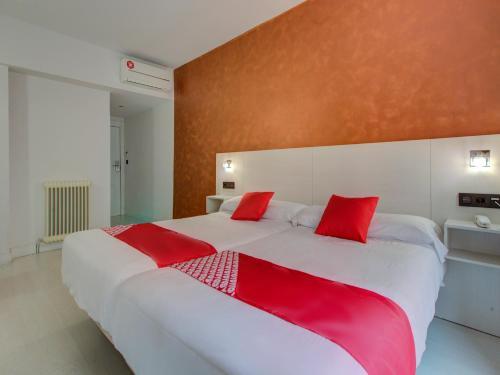 Hotel Emperatriz I