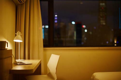 Hotel Hanting Express Jiaxing New Cultural Square
