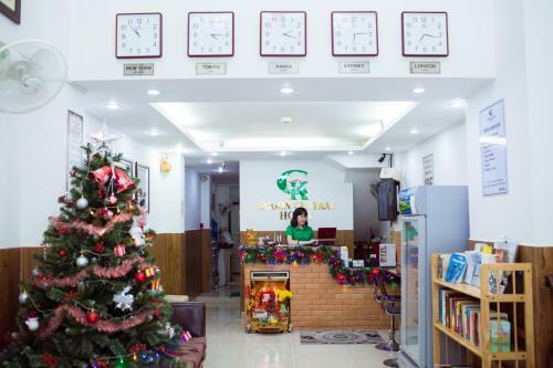 Ck Saigon Central Hotel (Former Is Big Mama Hotel)