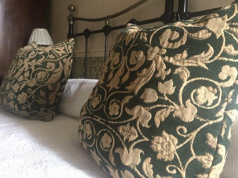Hotel Cranleigh