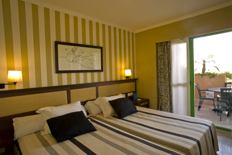 Hotel Holiday World Resort