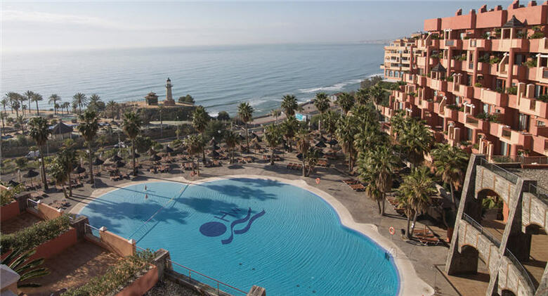 Hotel Holiday World Resort