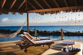 Hotel Renaissance Wind Creek Aruba Resort