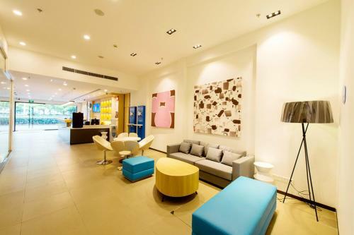 Hotel Hanting Express Changchun Yiqi West Station