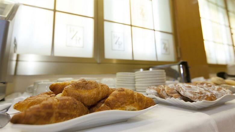 Hotel Husa Zaragoza Royal