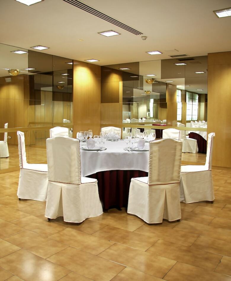 Hotel Husa Zaragoza Royal