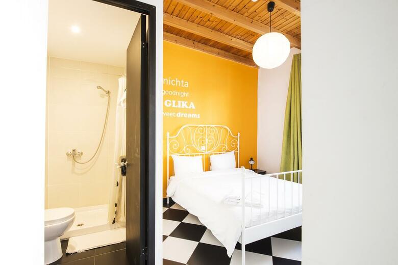 Hostal Athenstyle
