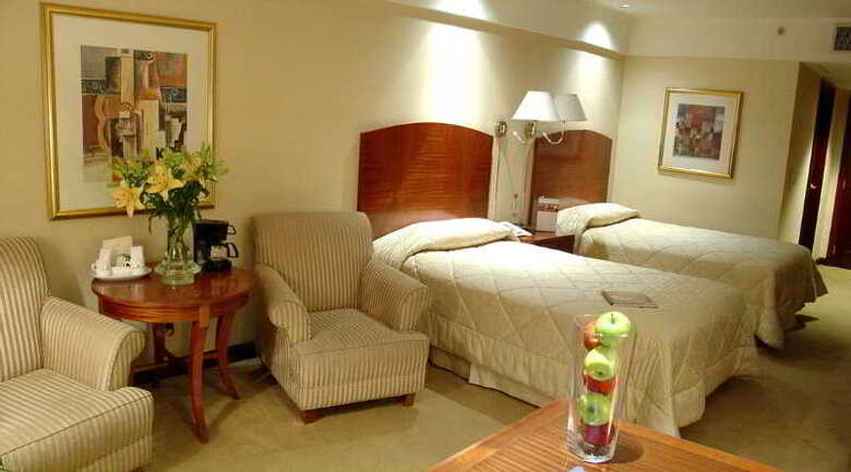 Hotel Doubletree By Hilton Buenos Aires