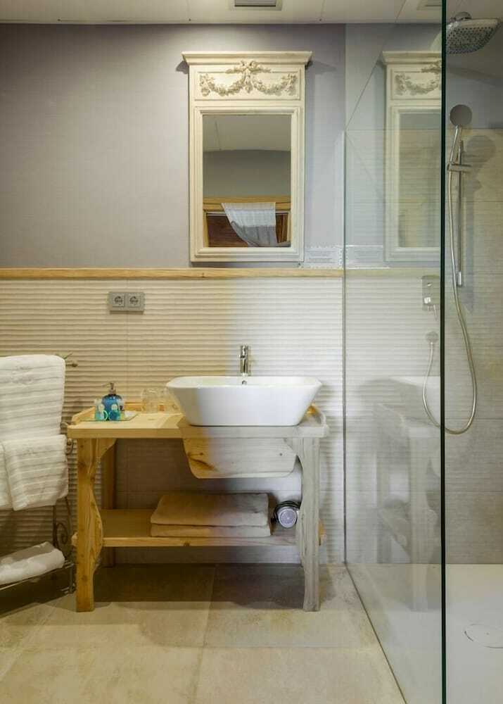 Hotel Vias De Lrrede