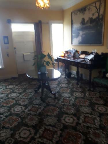 Hostal Castlemorris House