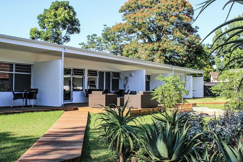 Bed & Breakfast Innzululand Guest Lodge
