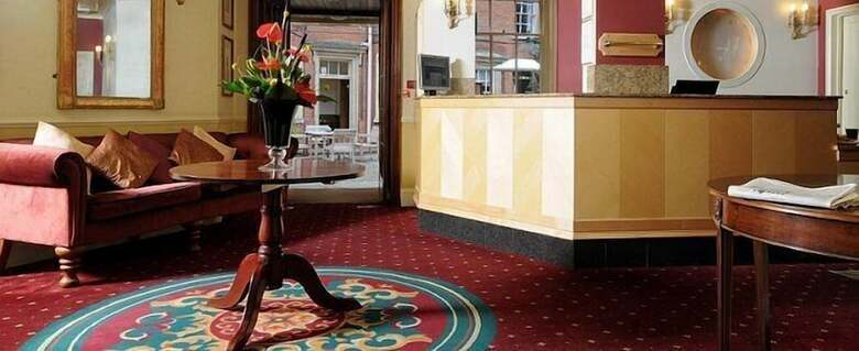 Rutland Arms Hotel
