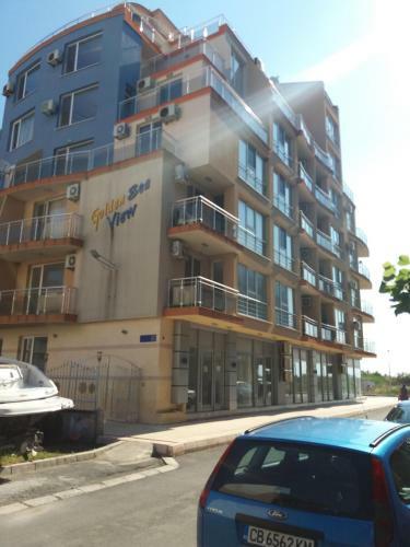 Golden Sea View Apartments