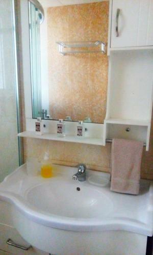 Harmoni Apartment