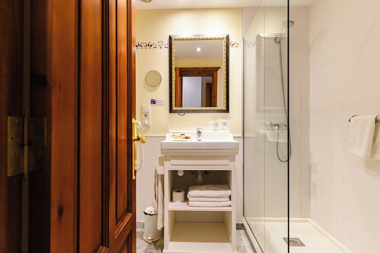 Hotel Ad-hoc Parque Golf