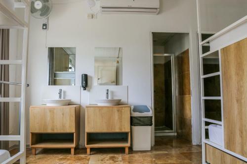 Inhawi Hostel