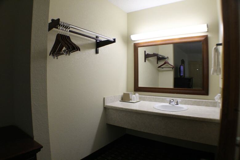 Western Motel