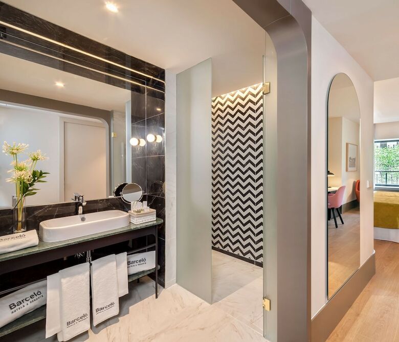 Hotel Barcelo Torre De Madrid