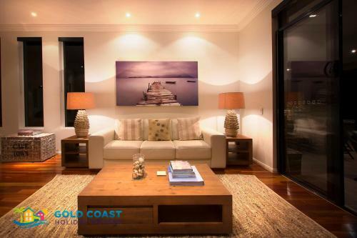 Holiday Home Grandeur On Bay Three