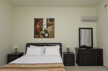 Athoniki Villas