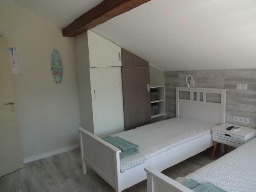 Two-bedroom Apartment With Garden
